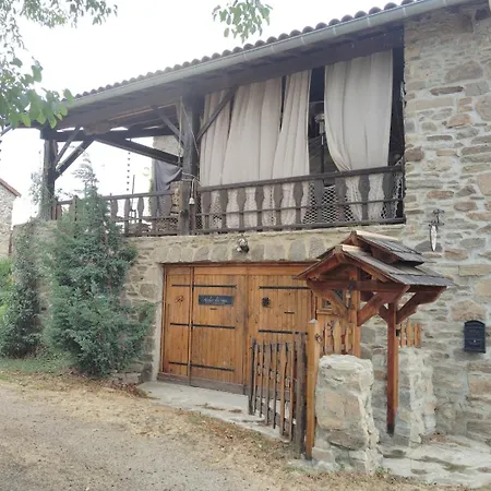 Les Faes Du Bos * Saint-Beauzire (Haute-Loire)