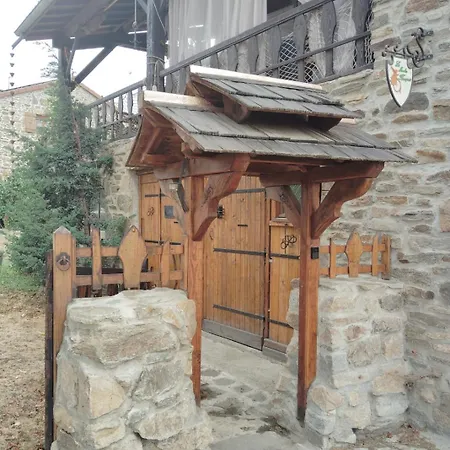 Les Faes Du Bos * Saint-Beauzire (Haute-Loire)